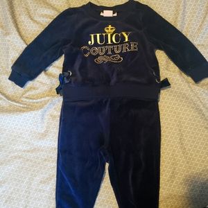 Baby velour suit